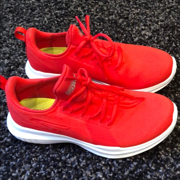 red skechers tennis shoes